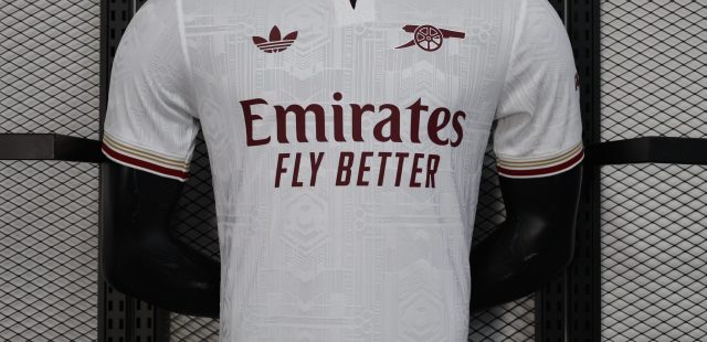 How to Choose the Right Football Jersey: A Complete Guide for Fans and Daily Wear